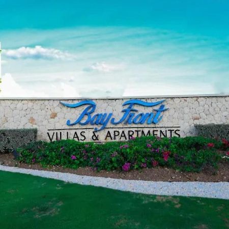 Impeccable 2-Br Apartment-Ornella Villa At Bayfront Villa Portmore Buitenkant foto